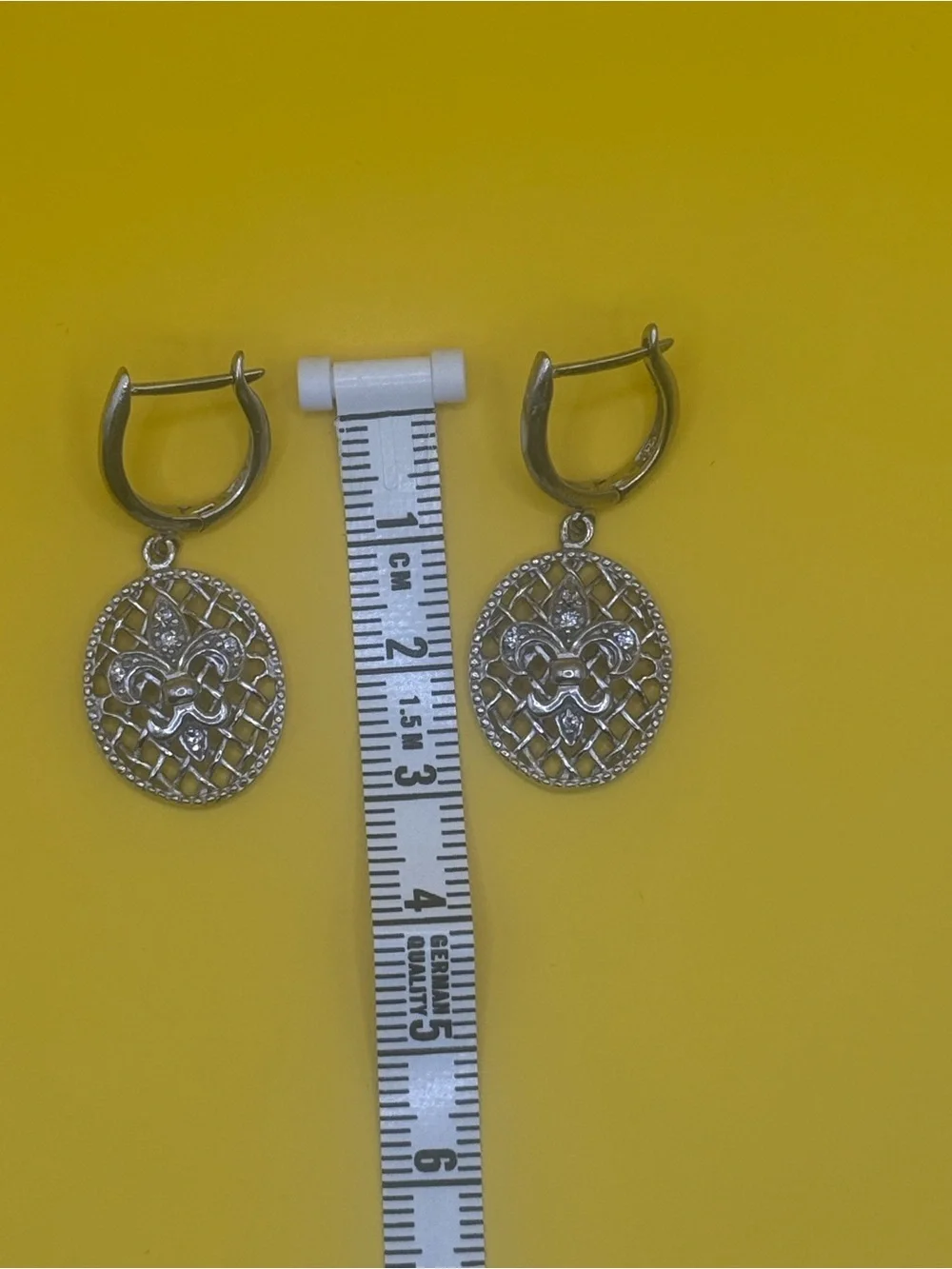 925 Sterling Silver Elegant Filigree Drop Earrings.
